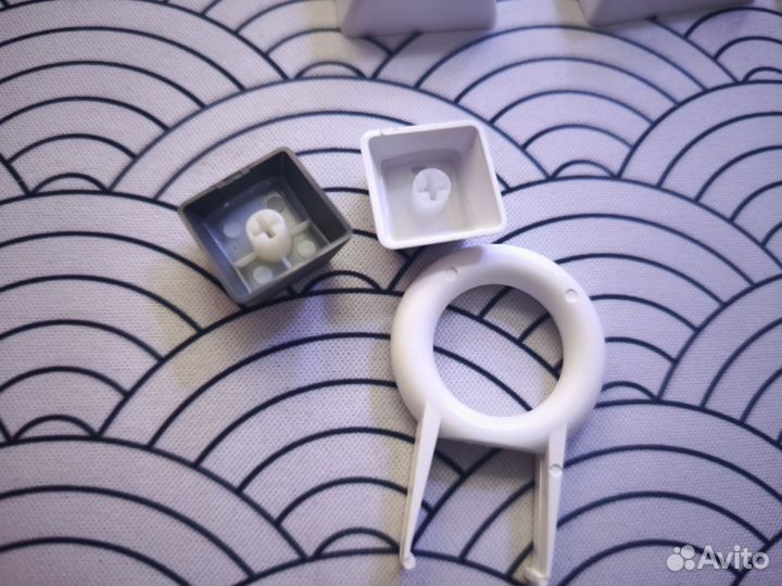 Серые кейкапы