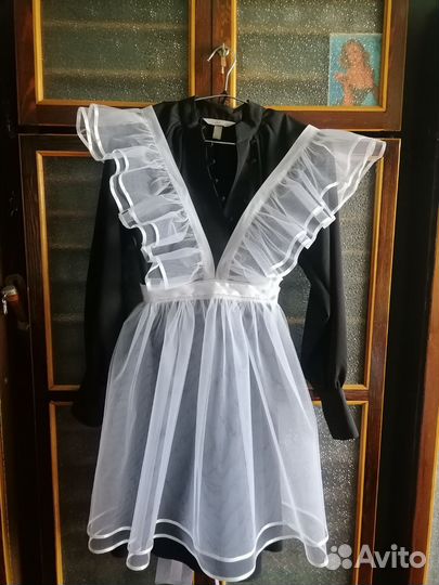 Белый школьный фартук