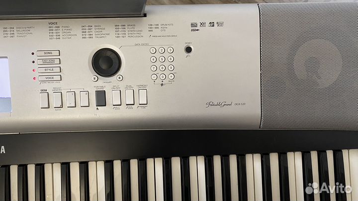 Цифровое пианино yamaha portable grand dgx-520