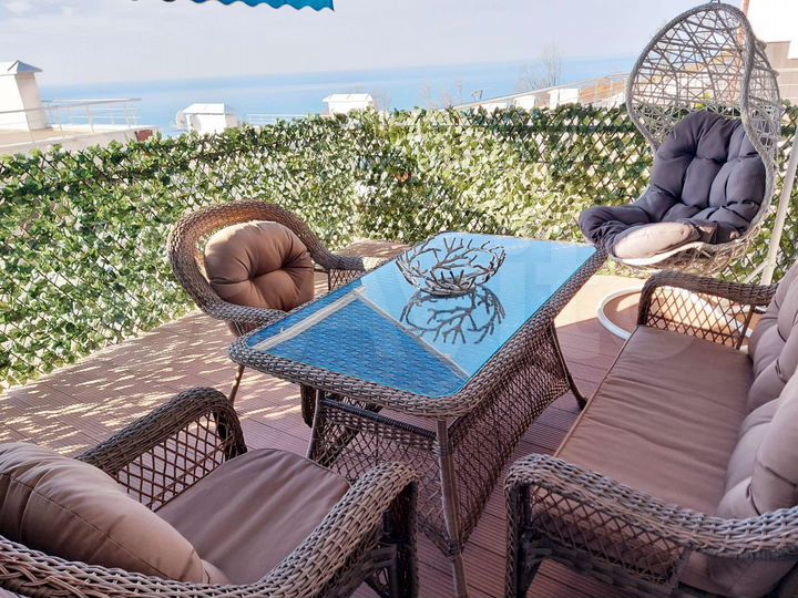 2-к. квартира, 75 м², 1/3 эт.