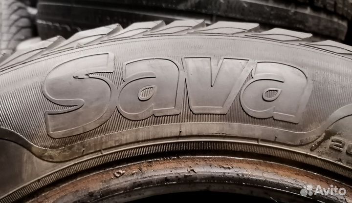 Sava Eskimo Stud 205/65 R15