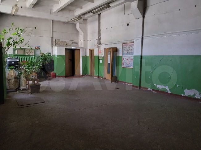 Продам помещение свободного назначения, 1825.7 м²