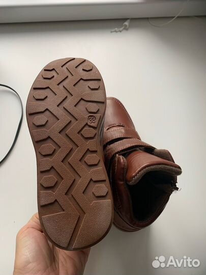 Новые ботинки на мальчика 33 размер