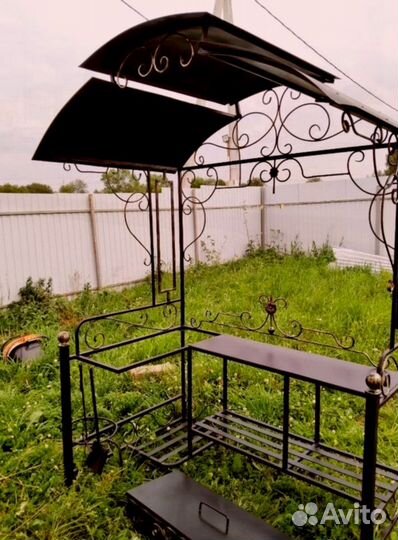 Мангал с крышей лофт