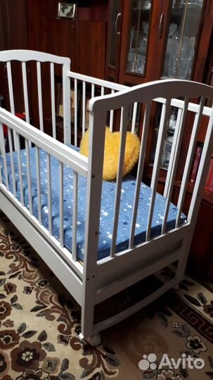 Детская кроватка