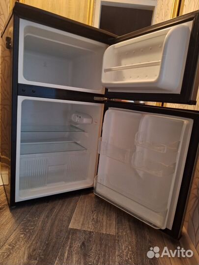 Холодильник бу маленький