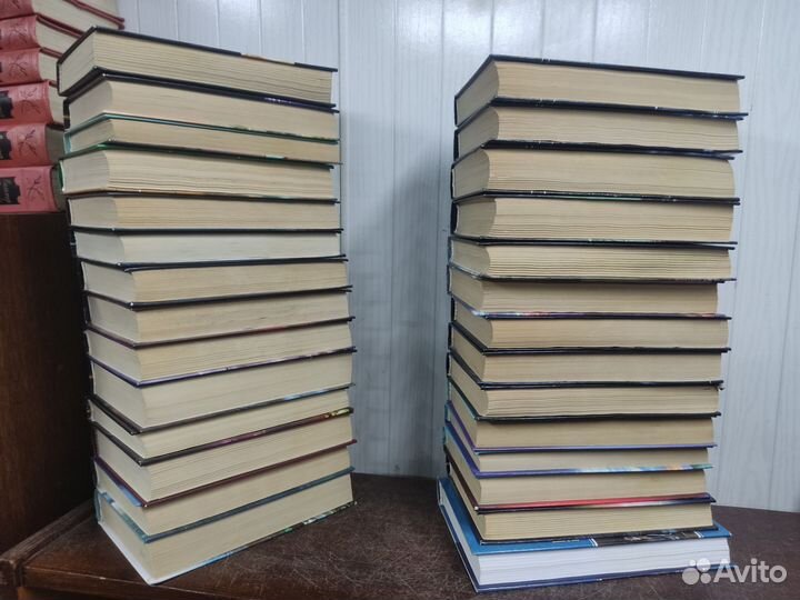 Фантастика. Одним лотом 28 книг