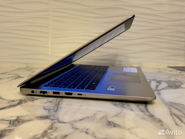 Игровой Asus VivoBook Pro N580V I7/GTX 1050/RAM 16