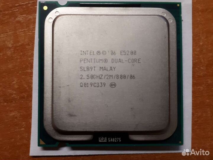 Процессор Intel Pentium E5200