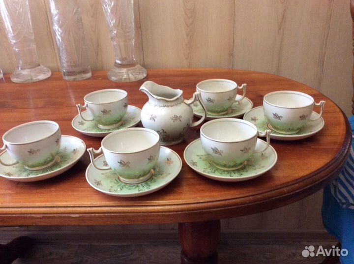 Чайные фарфоровые сервизы, чайные пары, блюдца