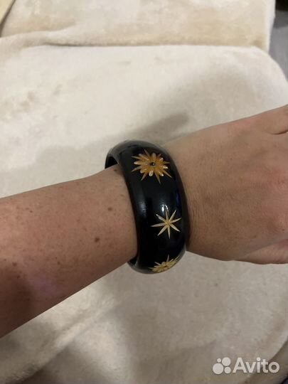 Деревянный браслет