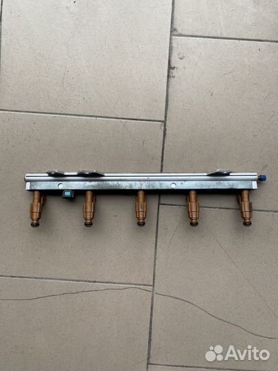 Топливная форсунка Volvo