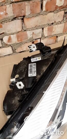 Х1 е84 бмв фара правая би ксенон