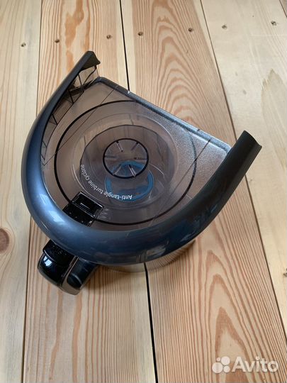 Контейнер пылесборник для пылесоса Samsung sc18m