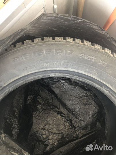 Nokian Tyres Hakkapeliitta 8 215/55 R17 98T