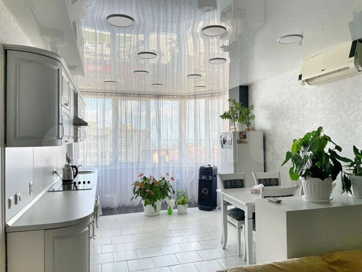 2-к. квартира, 74 м², 10/12 эт.