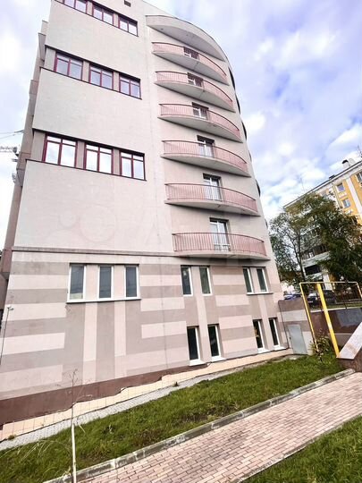 4-к. квартира, 128,5 м², 3/7 эт.