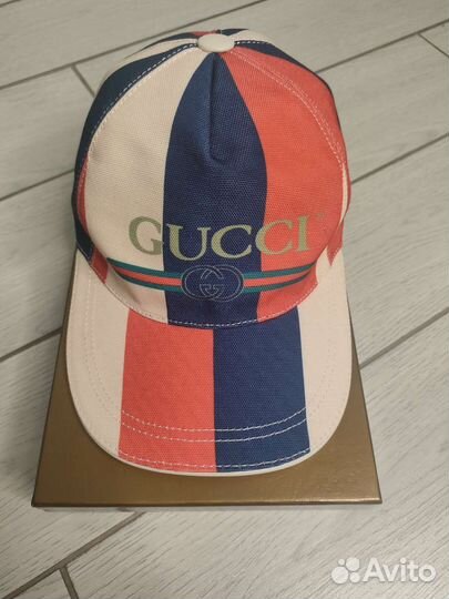 Кепка женская Gucci