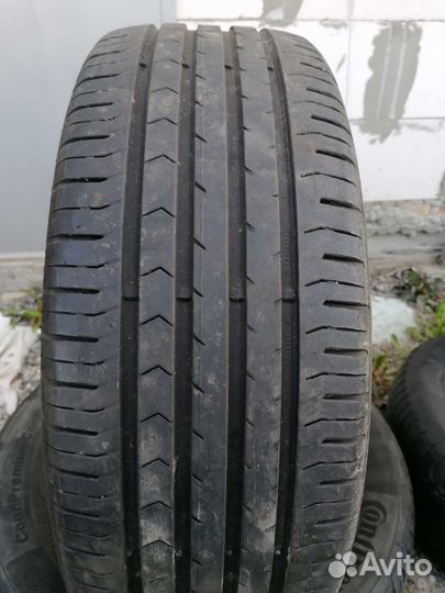 Continental ContiPremiumContact 5 215/60 R16