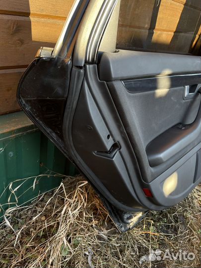 Дверь (левая) на Audi A4 b6