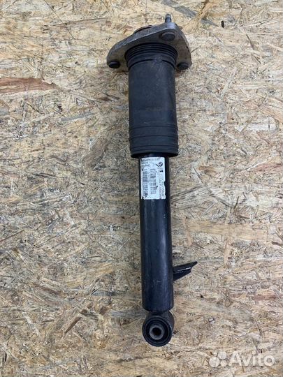 Амортизатор Л Зд BMW E70