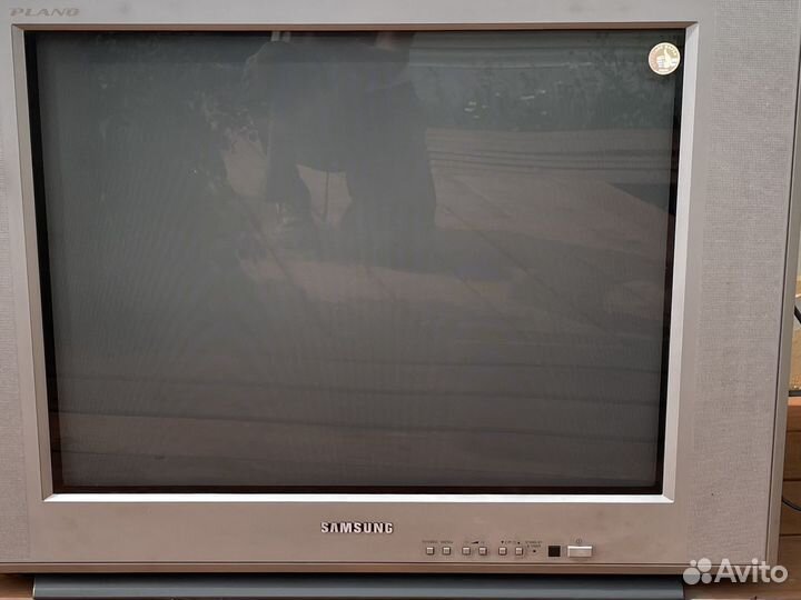 Продам телевизор