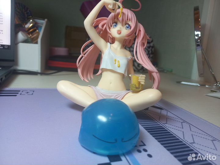 Аниме фигурка
