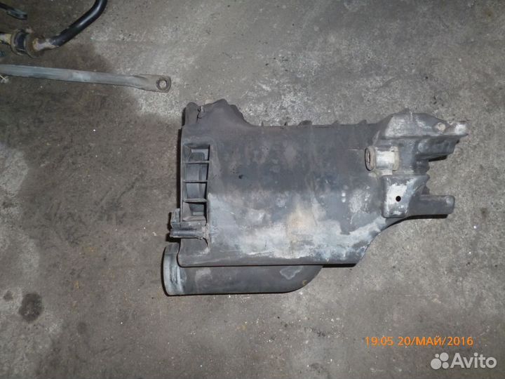 Корпус фильтра воздушного V-1.6 Мерседес А 140/160