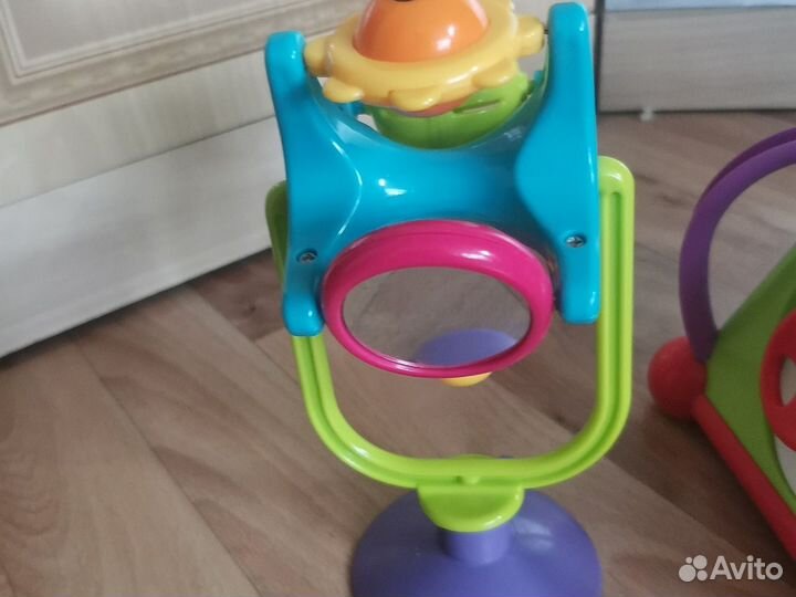 Развивающие игрушки для малышей пакетом