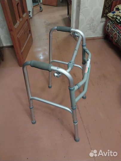 Ходунки для взрослых