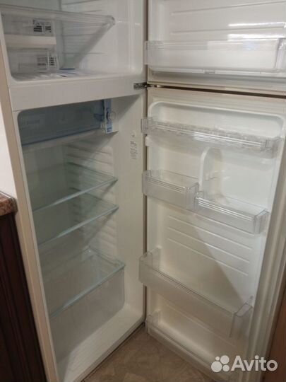 Холодильник б/у не работает