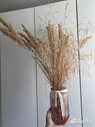 Ваза и сухоцветы