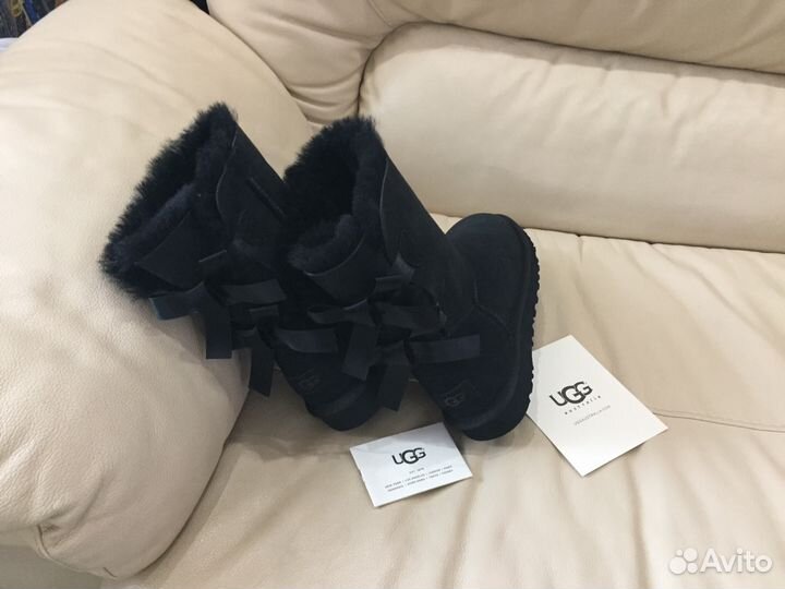 Натуральные Угги Ugg Australia Bailey Bow Black