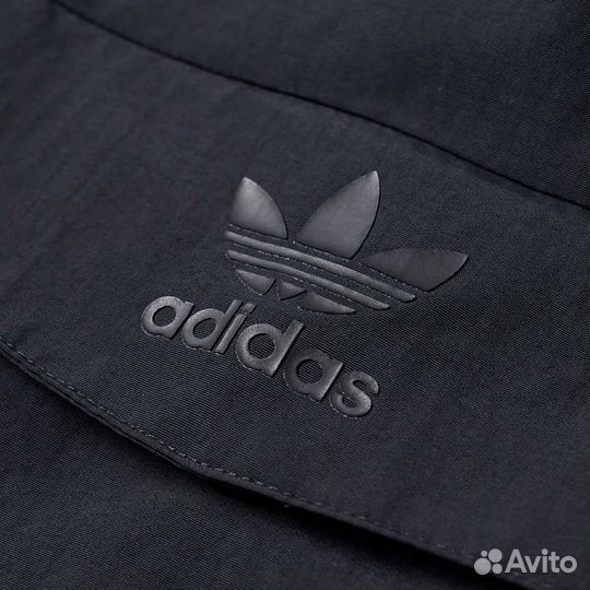 Куртка ветровка анорак adidas