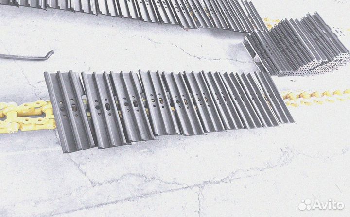 Башмак экскаватора Komatsu 20Y-32-K1130