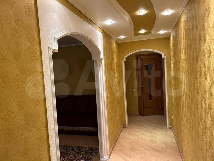 3-к. квартира, 82 м², 5/9 эт.