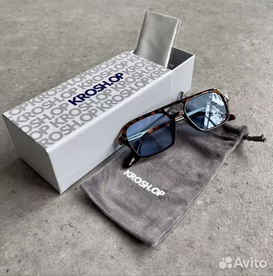 Солнцезащитные очки женские