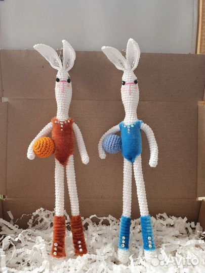 Игрушки зайки-гимнастки