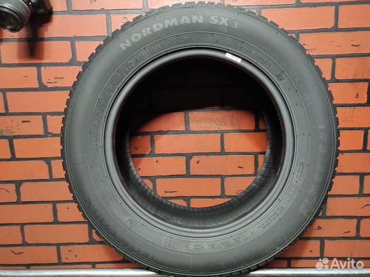 Ikon Tyres Nordman SX3 195/65 R15 91H