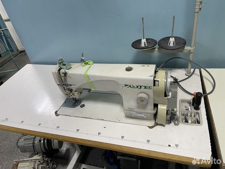 Швейная машинка Siruba и Zoie