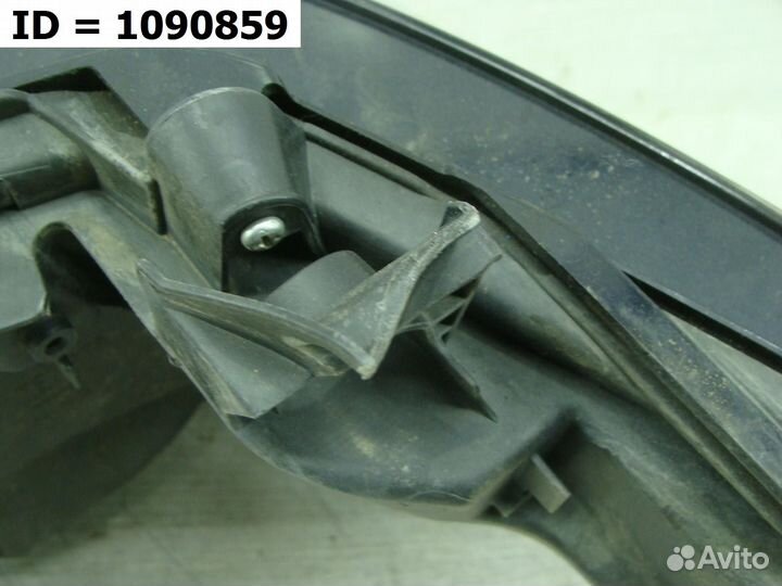 Фара правая Toyota Camry