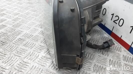 Фара правая volvo XC90 1 (YKR06MU01)