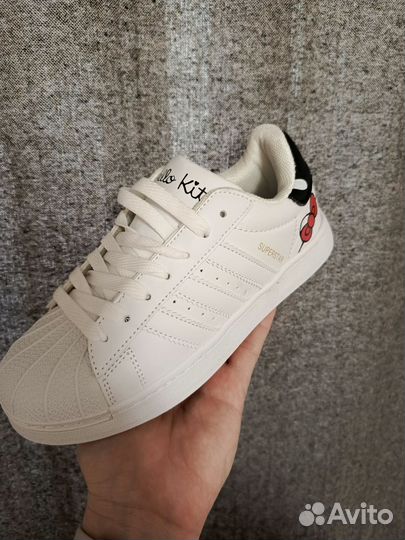 Кроссовки adidas superstar новые