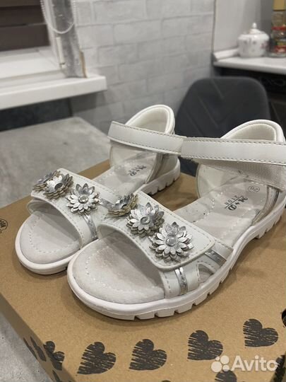 Босоножки для девочки