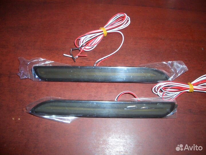 Фонари заднего бампера Тойота Камри с 11