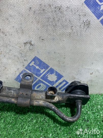 Топливная рампа Daewoo Nexia седан 1.5 A15MF 2006