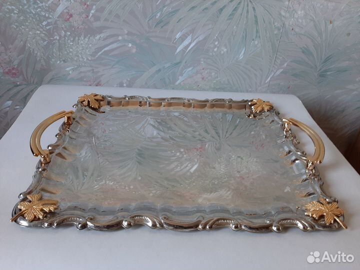 Подносы (2 шт.)