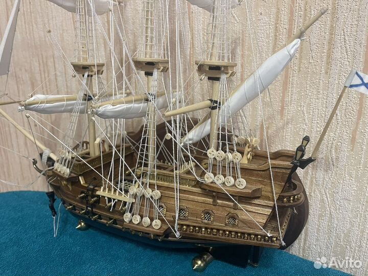 Коллекционный корабль ручной работы