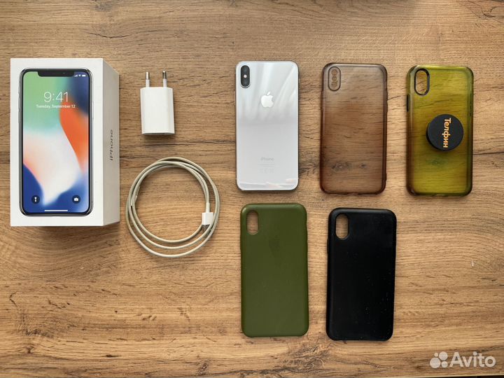 iPhone X, 256 ГБ