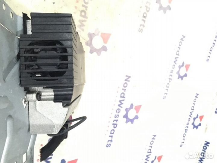 Усилитель акустической системы Audi Q7 (4L)